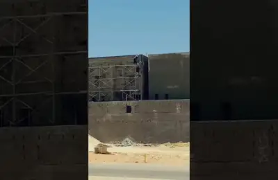لقطة من فيديو معالجة أعطال كهرباء منزلية متفرقة في حي الشرفية بالرياض